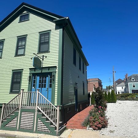 Villa Prime Location! Renovated House! 6 Bed4 Bath Newport Exterior foto