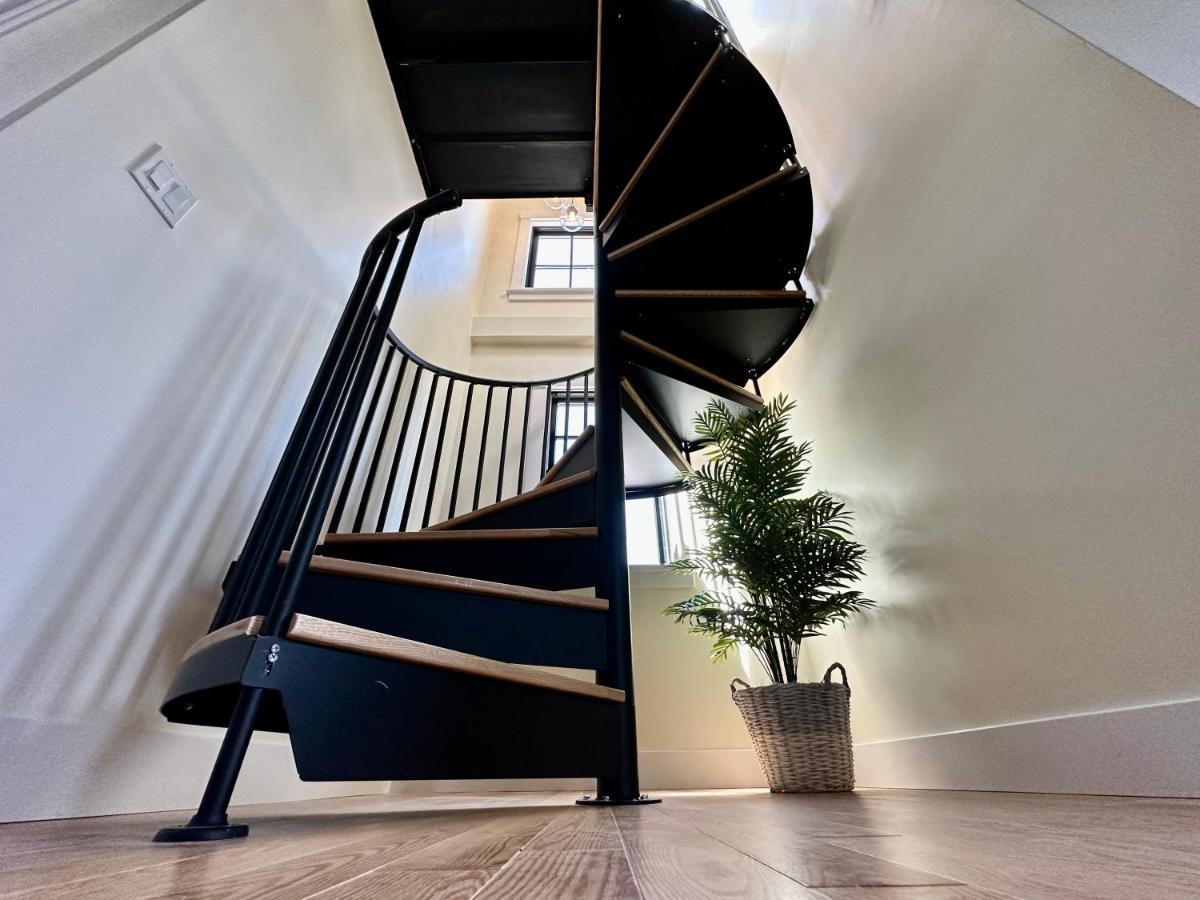 Villa Prime Location! Renovated House! 6 Bed4 Bath Newport Exterior foto
