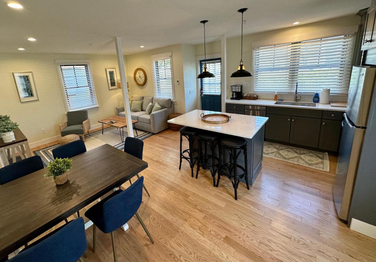 Villa Prime Location! Renovated House! 6 Bed4 Bath Newport Exterior foto