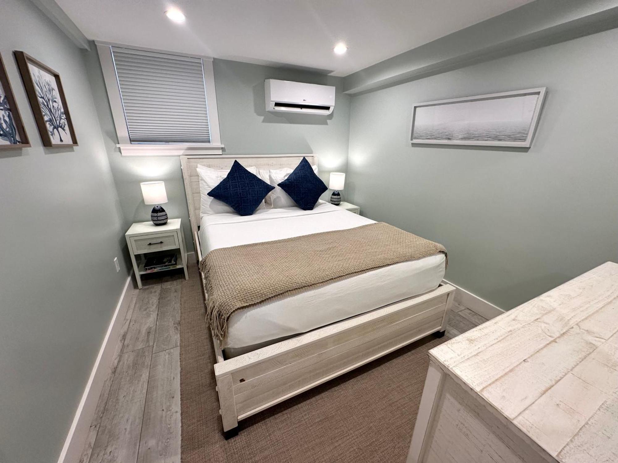Villa Prime Location! Renovated House! 6 Bed4 Bath Newport Exterior foto